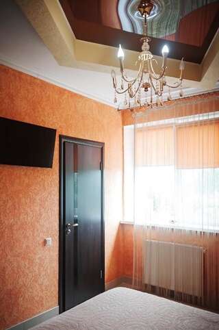 Мотели Avto Spa Хмельницкий Большой двухместный номер с 1 кроватью-4
